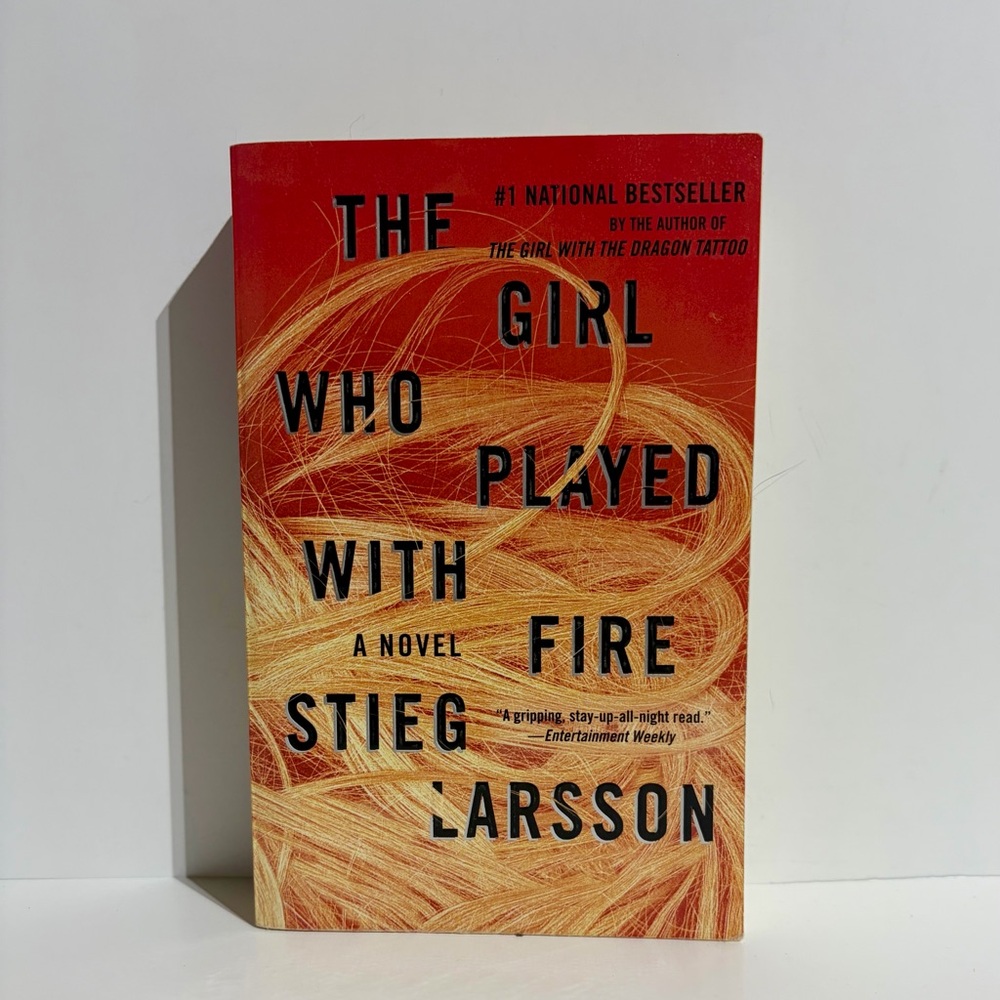 Girl Who Played With Fire Stieg Larsson Paperback 2009 Millennium Book 2
